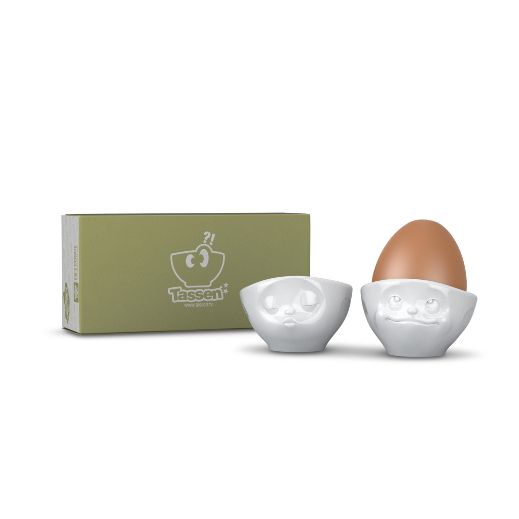 FIFTYEIGHT EIERBECHER WEIß 2 x EIERBECHER-SET NR. 1 - KÜSSEND/VERTRÄUMT  ✓ jetzt kaufen ✓ von Ihrem Fachhändler: Die Kleine Geschenkidee
